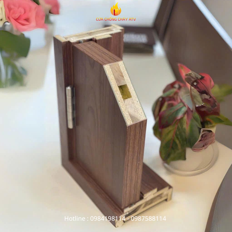 Mẫu cắt góc cửa gỗ chống cháy